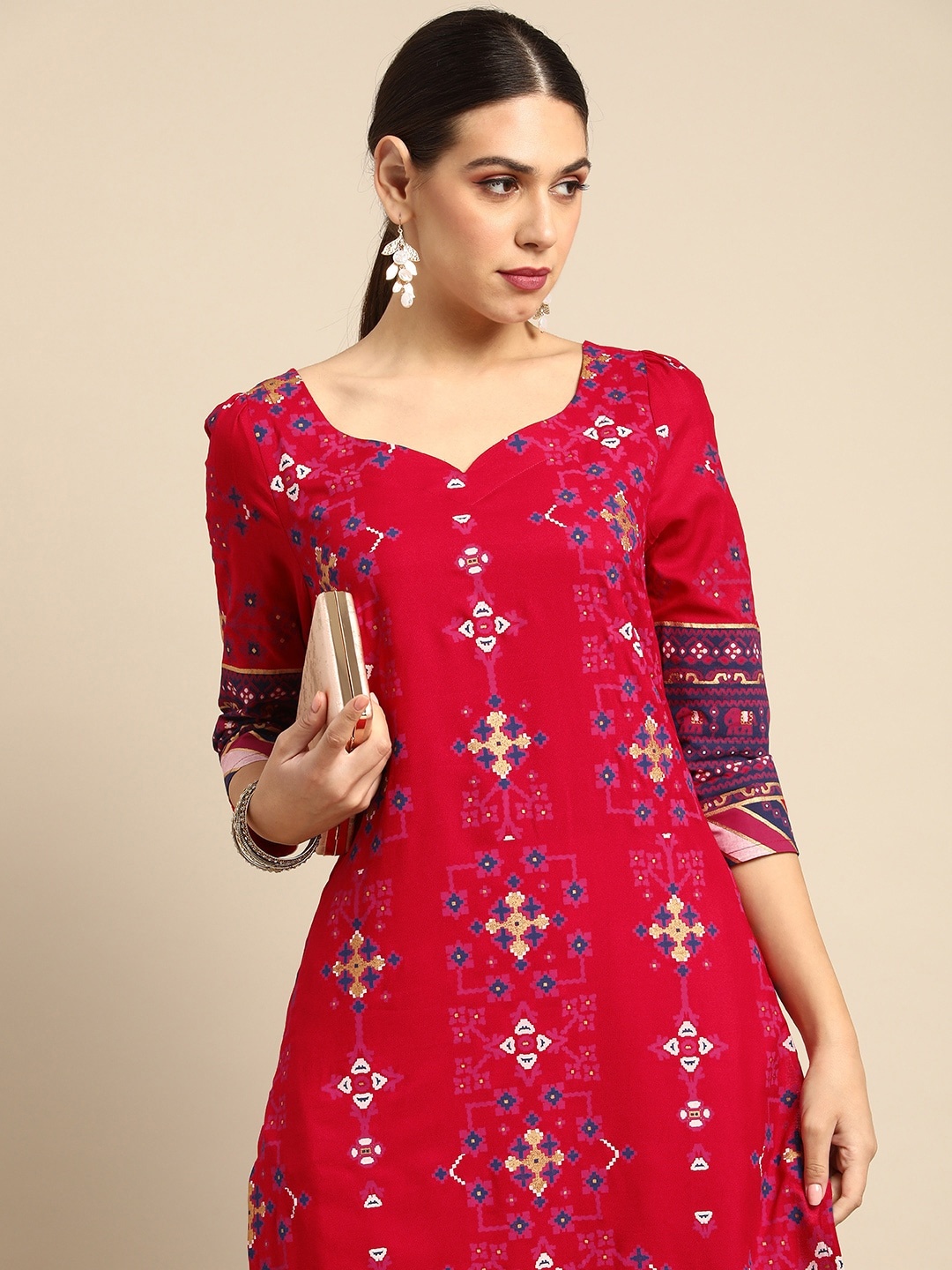 

Anouk Women Red & Black Ethnic Motifs Printed Kurta