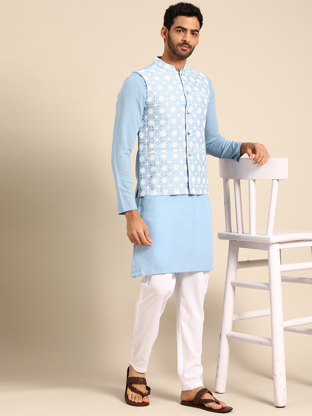 

Anouk Men Blue & White Pure Cotton Kurta with Pyjamas & Nehru Jacket