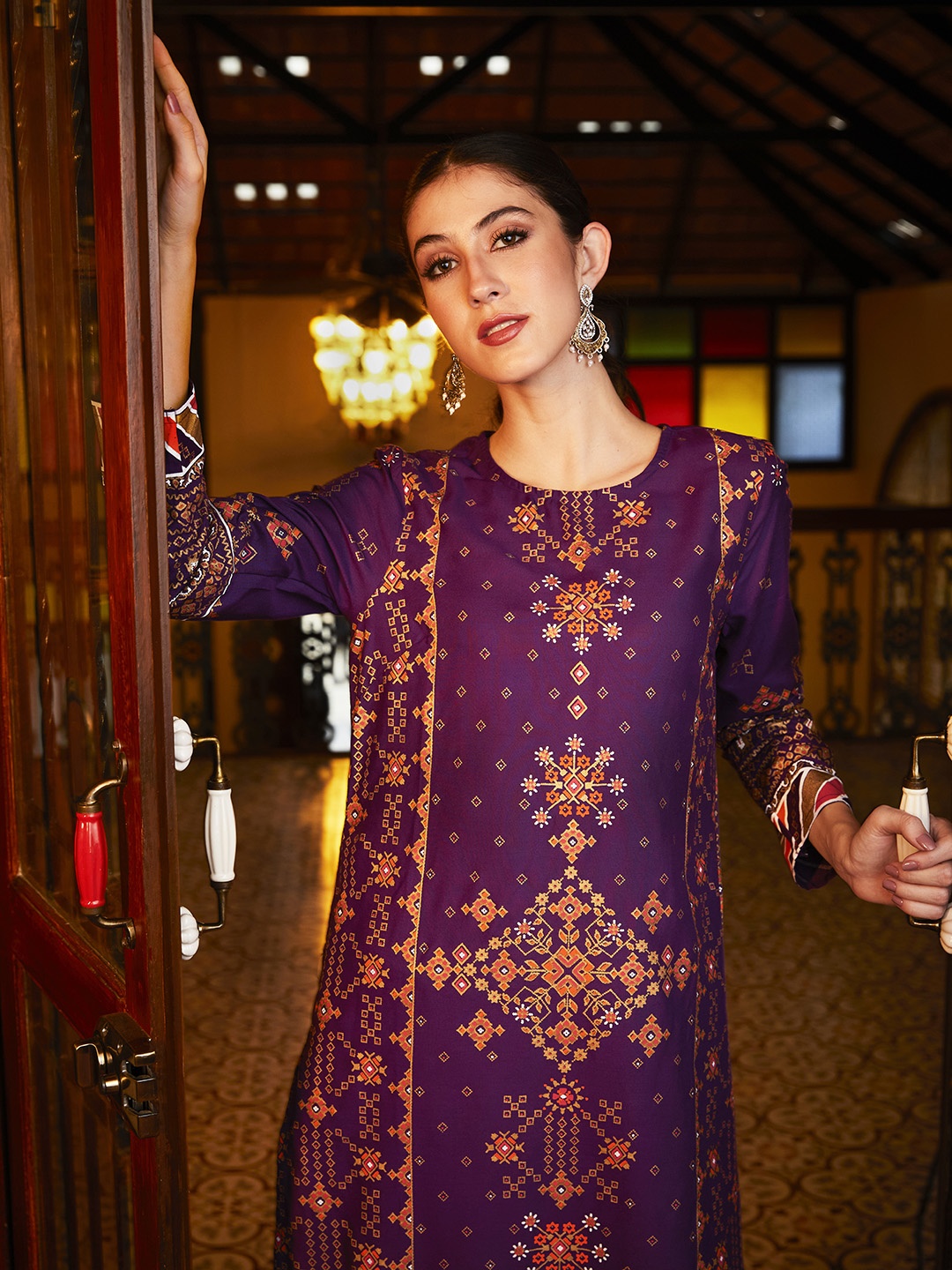 

Anouk Women Purple & Golden Ethnic Motifs Printed Gotta Patti Kurta with Palazzos