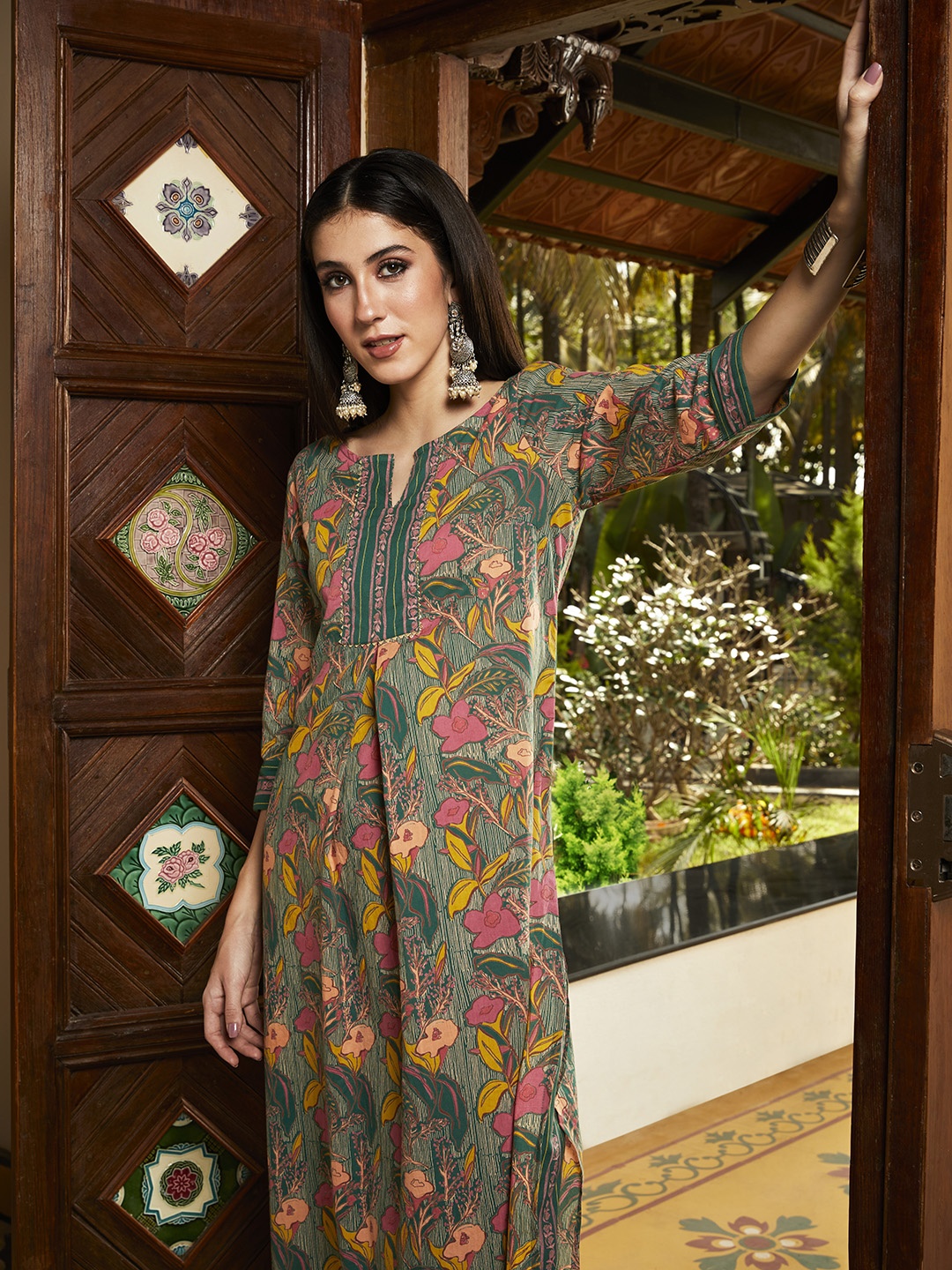 

Anouk Women Green & Pink Floral Print Regular Gotta Patti Pure Cotton Kurta with Trousers