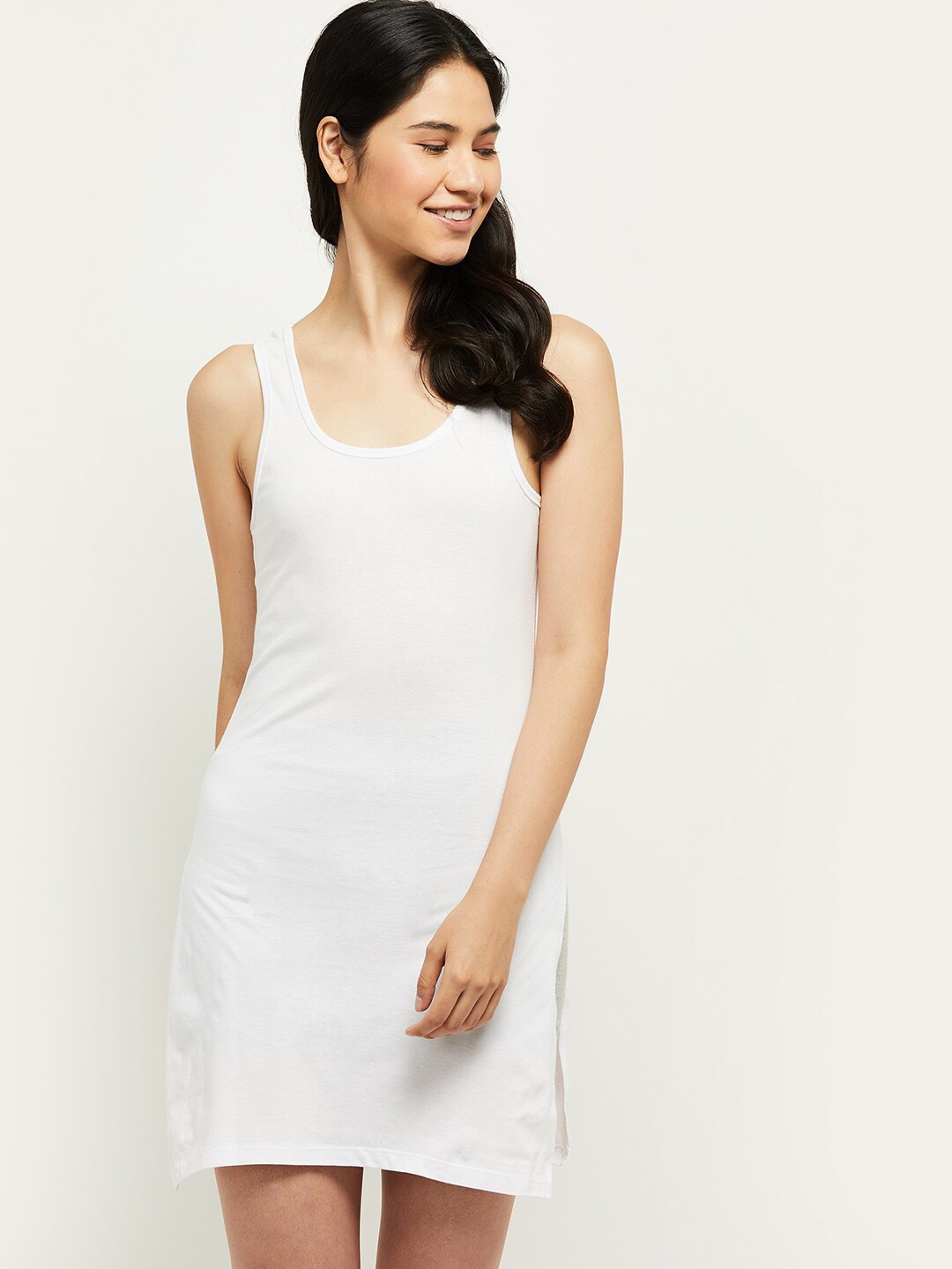 

max Women White Solid Pure Cotton Camisoles