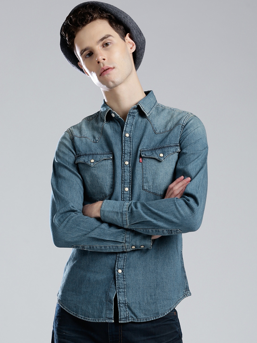 

Levis Men Blue Washed Denim Shirt