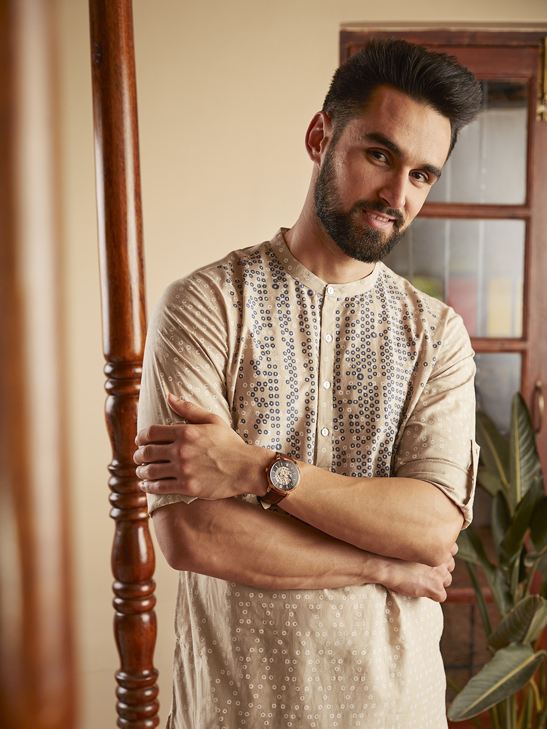 

Anouk Men Beige & Blue Bandhani Printed Pure Cotton Kurta