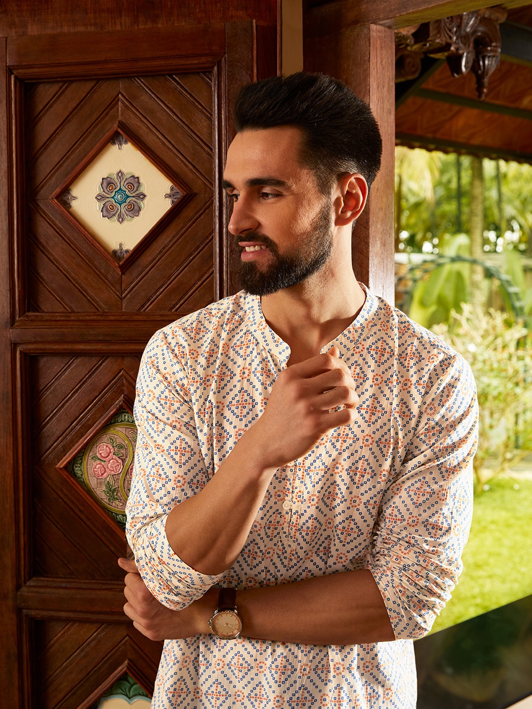 

Anouk Men Cream-Coloured & Blue Bandhani Printed Pure Cotton Kurta