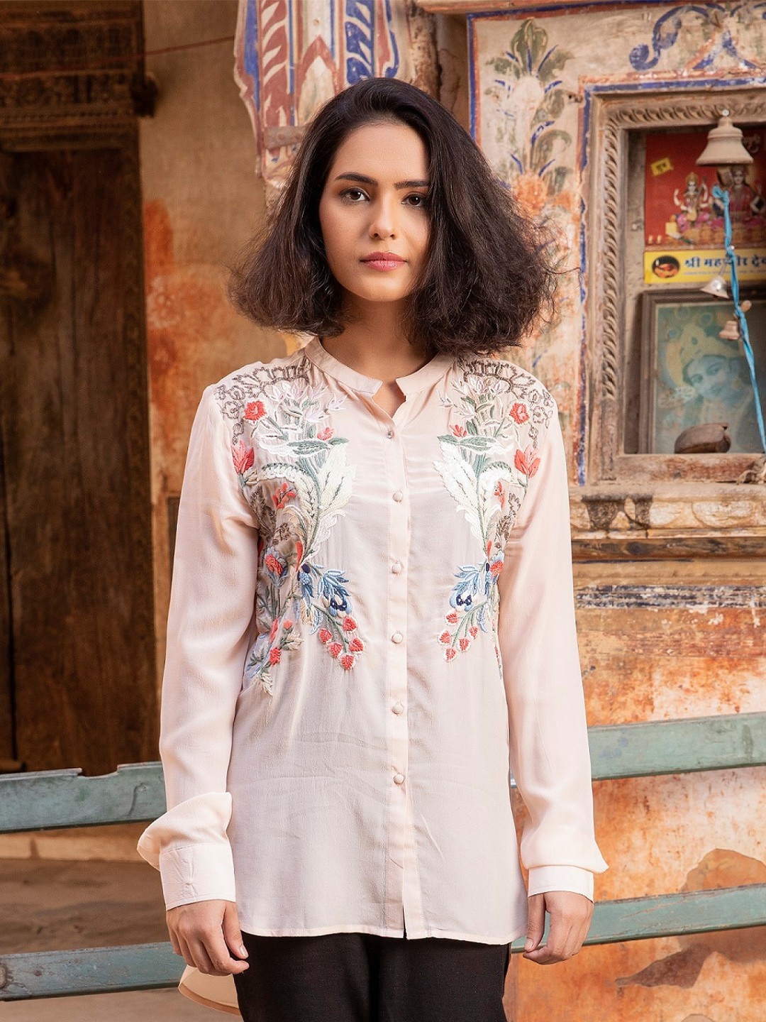 

BARARA ETHNIC Women Peach-Coloured Standard Multi Stripes Striped Casual Shirt