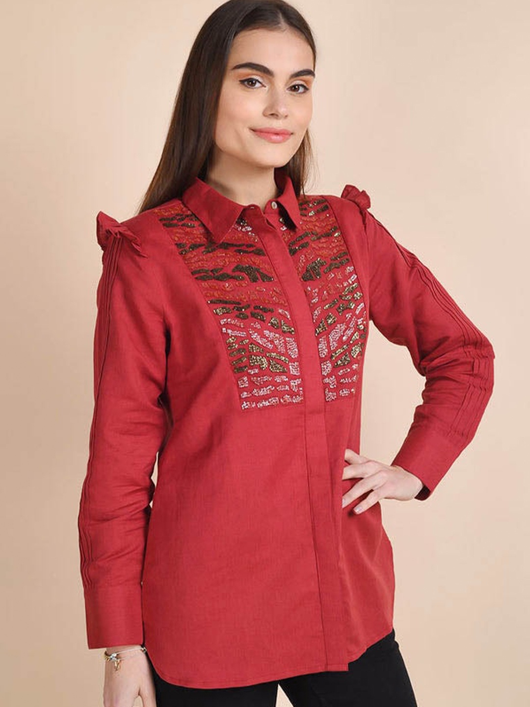 

BARARA ETHNIC Women Maroon Standard Casual Shirt