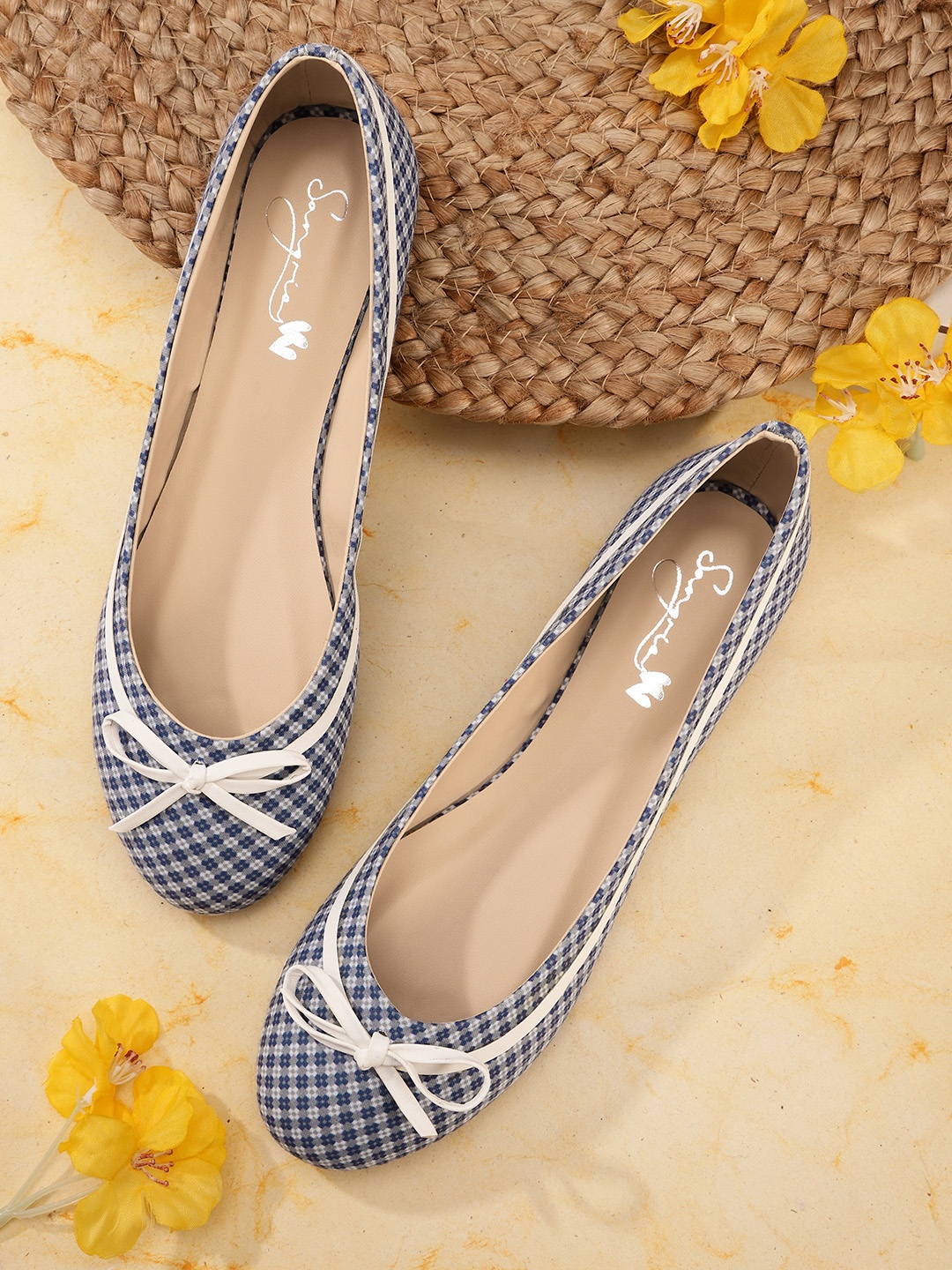 

Sangria Women Blue & Grey Printed Ballerinas with Bows