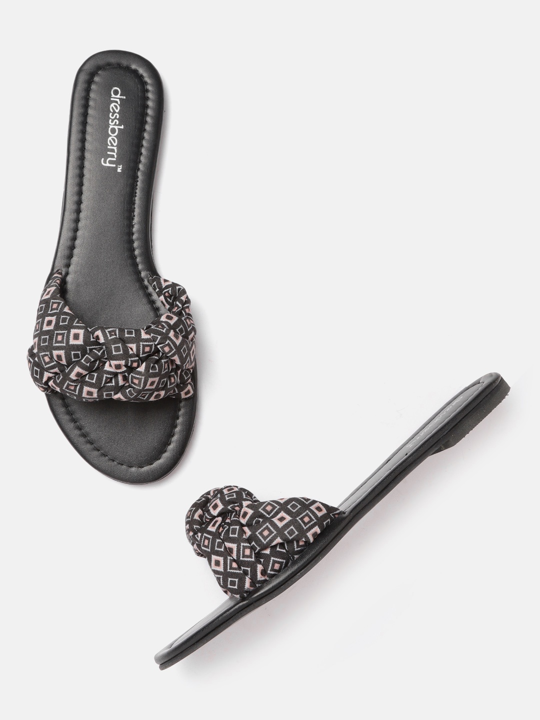 

DressBerry Women Black & Pink Printed & Braided Open Toe Flats