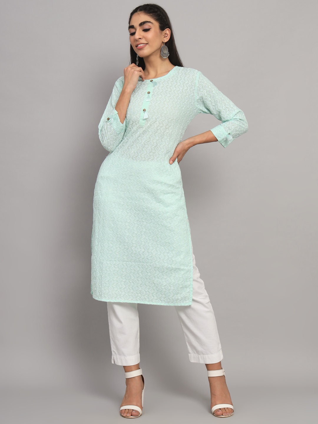 

PARAMOUNT CHIKAN Women Sea Green Embroidered Chikankari Cotton Straight Kurta