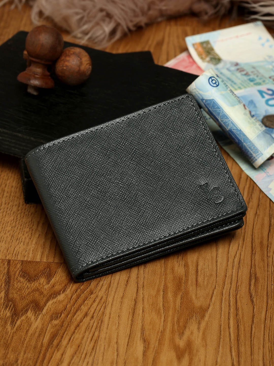 

Louis Stitch Saffiano Leather Men's Grey Bi-fold Slim Wallet with RFID Protection