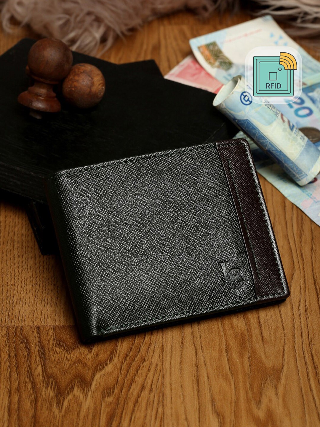 

Louis Stitch Green Saffiano Leather Two Fold Slim Wallet Purse for Men, Olive