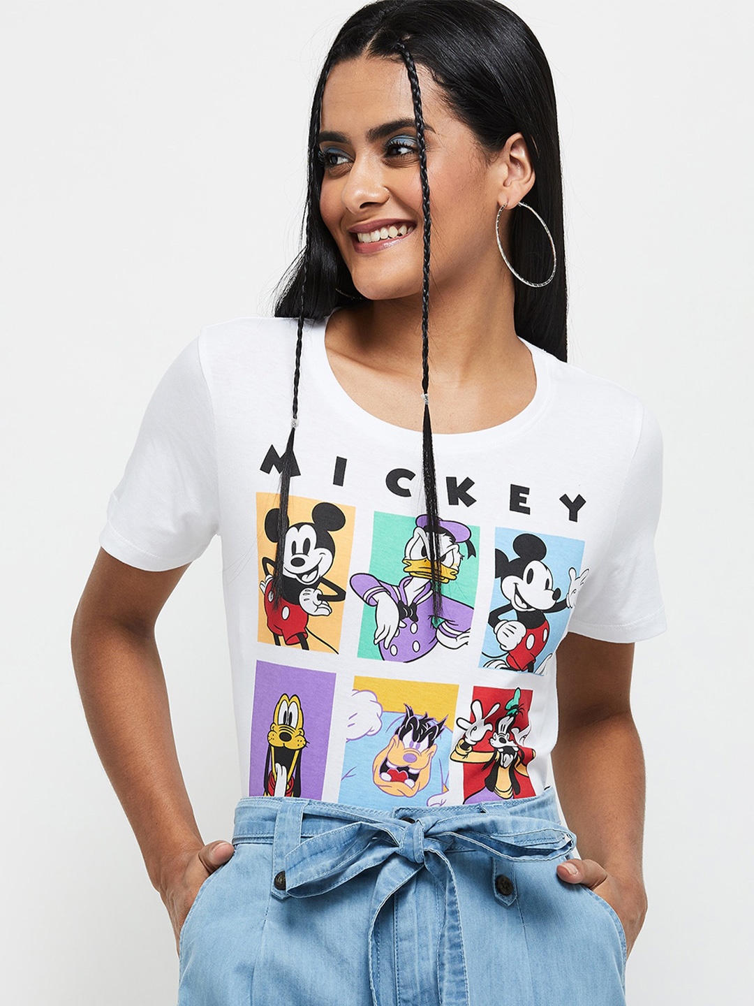 

max Women White Printed Extended Sleeves T-shirt
