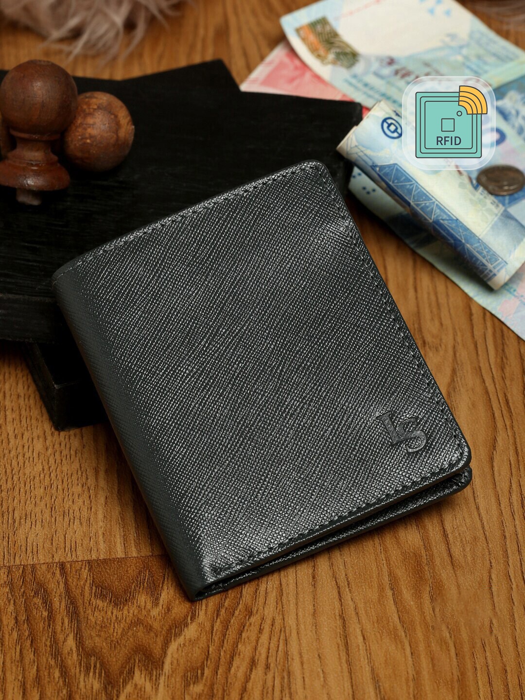 

LOUIS STITCH Men Grey Bifold Saffiano Leather RFID Protected Wallet Purse