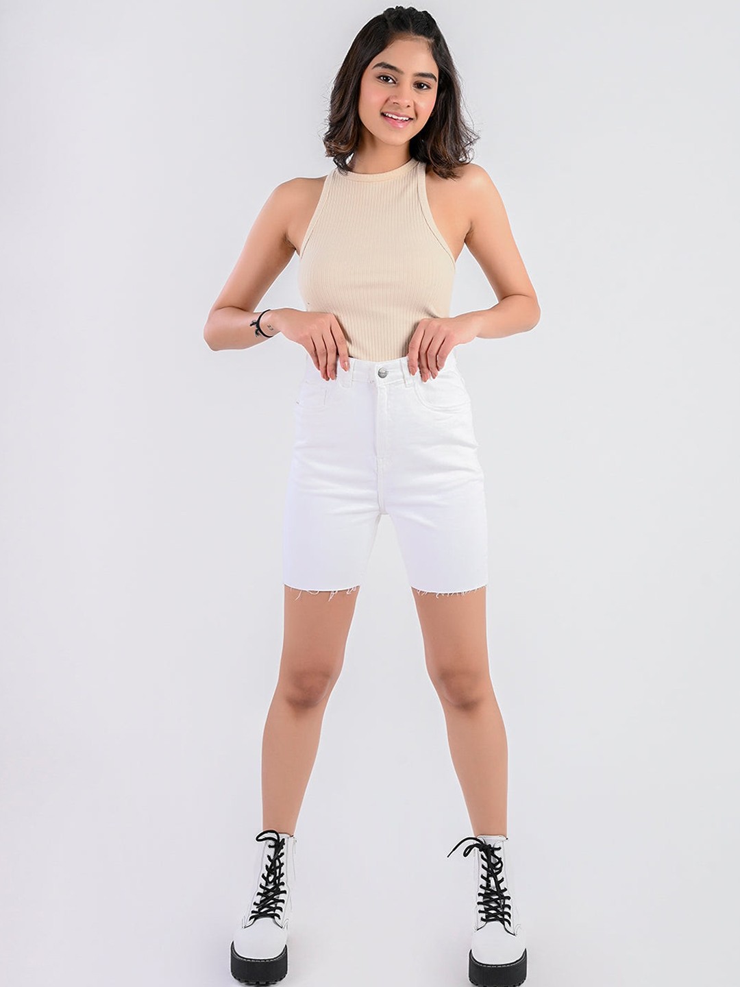 

FREAKINS Women Classic White Solid Shorts