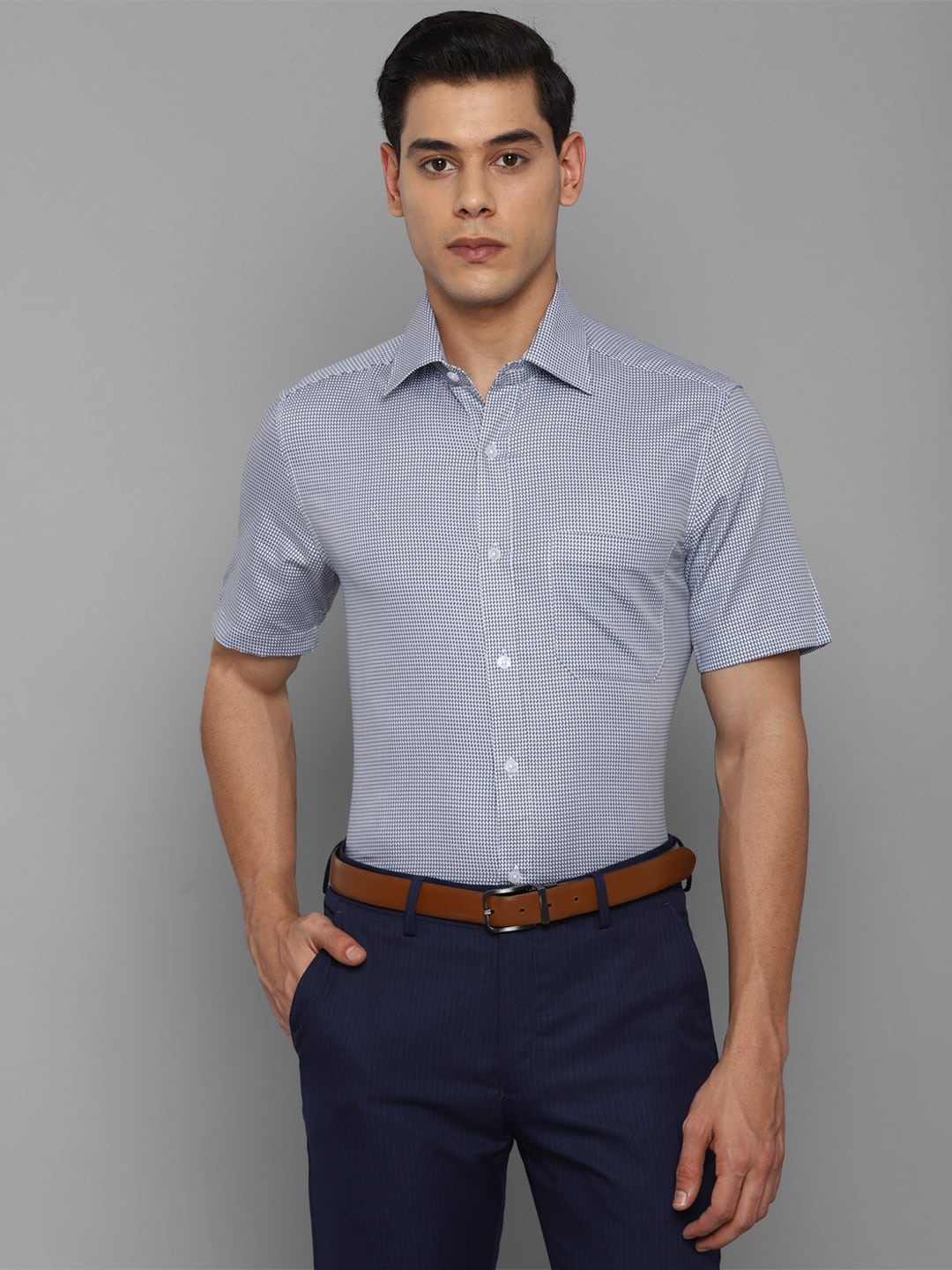 

Louis Philippe Men Blue Checked Formal Shirt
