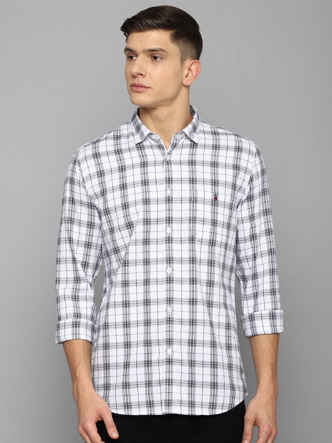 

Louis Philippe Jeans Men White Slim Fit Tartan Checks Checked Casual Shirt