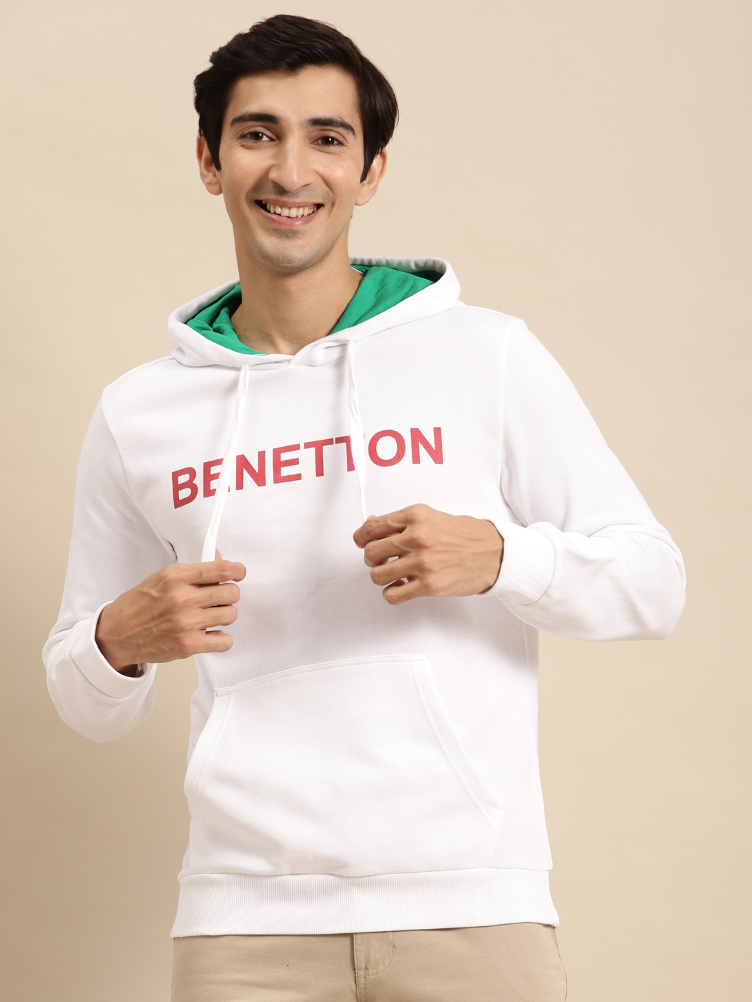 

United Colors of Benetton Men White Logo Printed Hooded Pure Cotton Sweatshirt