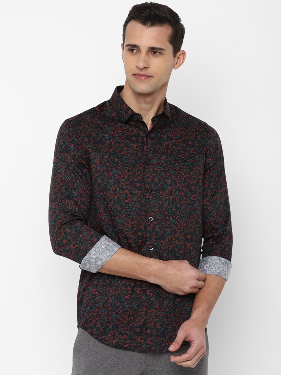 

SIMON CARTER LONDON Men Black Slim Fit Floral Printed Casual Shirt