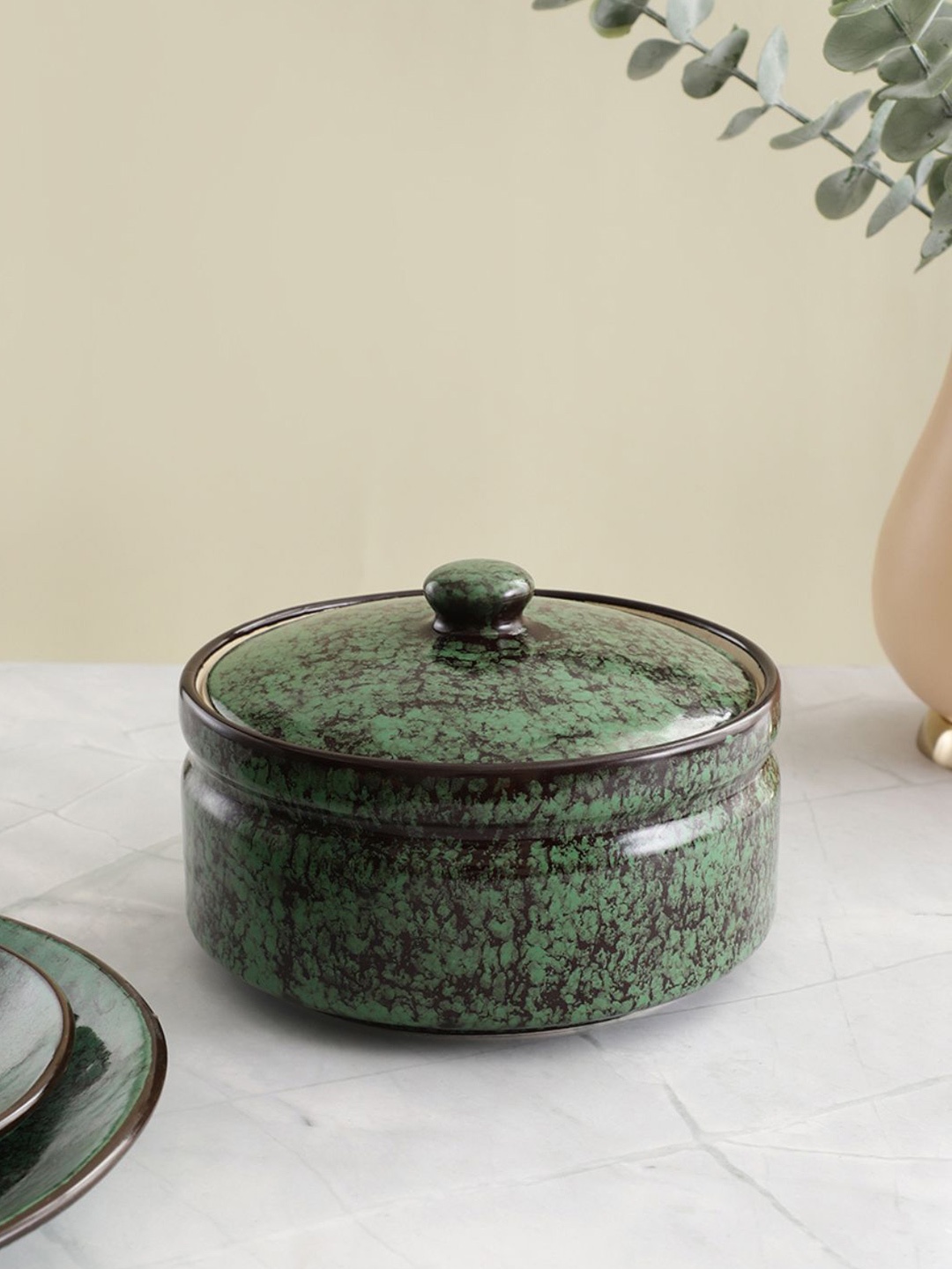 

VarEesha Green Ceramic Serving Bowl With Lid
