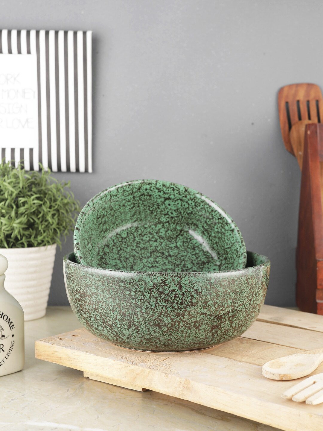 

VarEesha Set Of 2 Green Printed Ceramic Serving Bowls