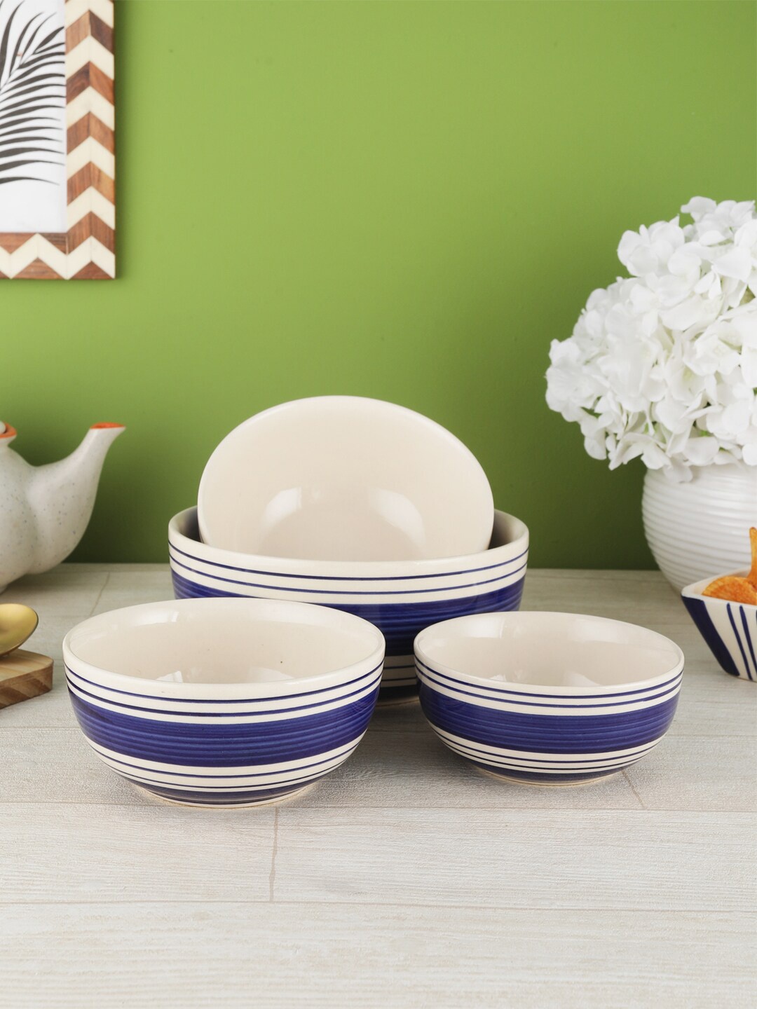 

VarEesha Set of 4 Blue Striped Ceramic Serving Bowls