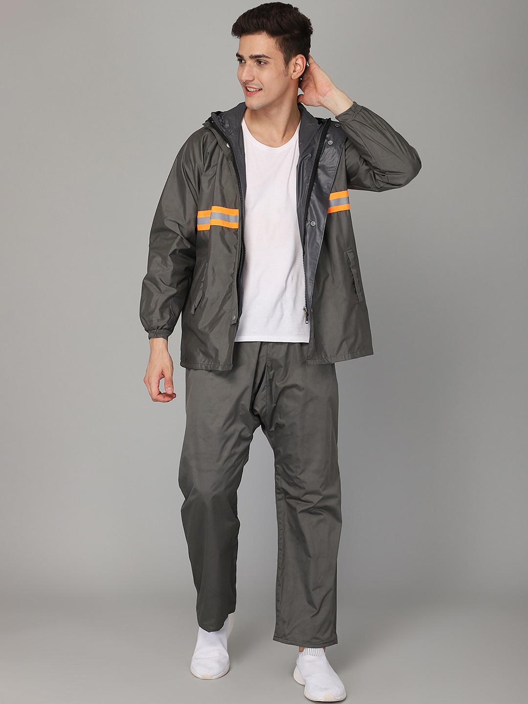 

THE CLOWNFISH Philip Grey Solid Waterproof Double Layer Rain Suit