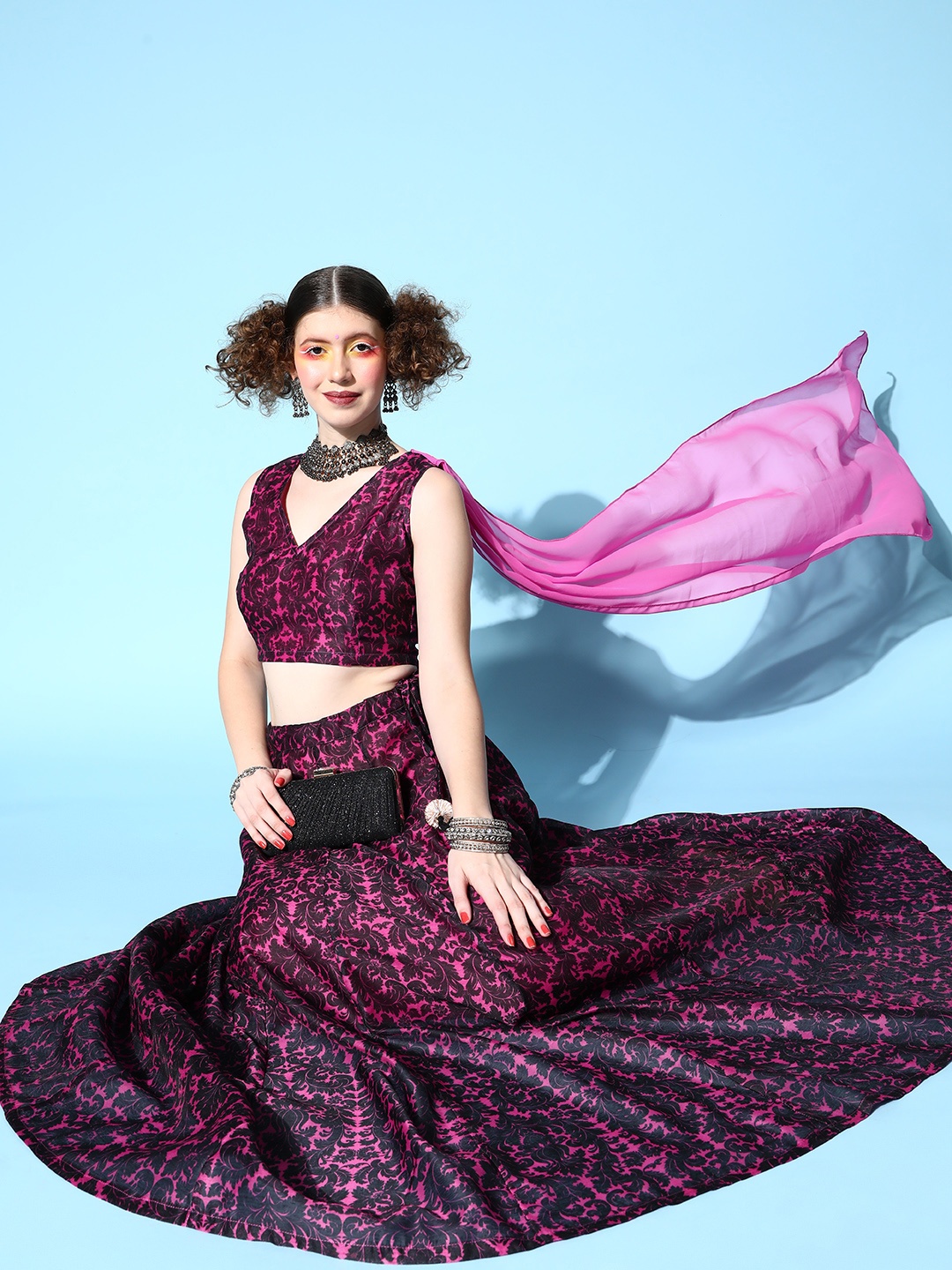 

Shae by SASSAFRAS Pink & Black Ethnic Motifs Crop Top with Attached Dupatta