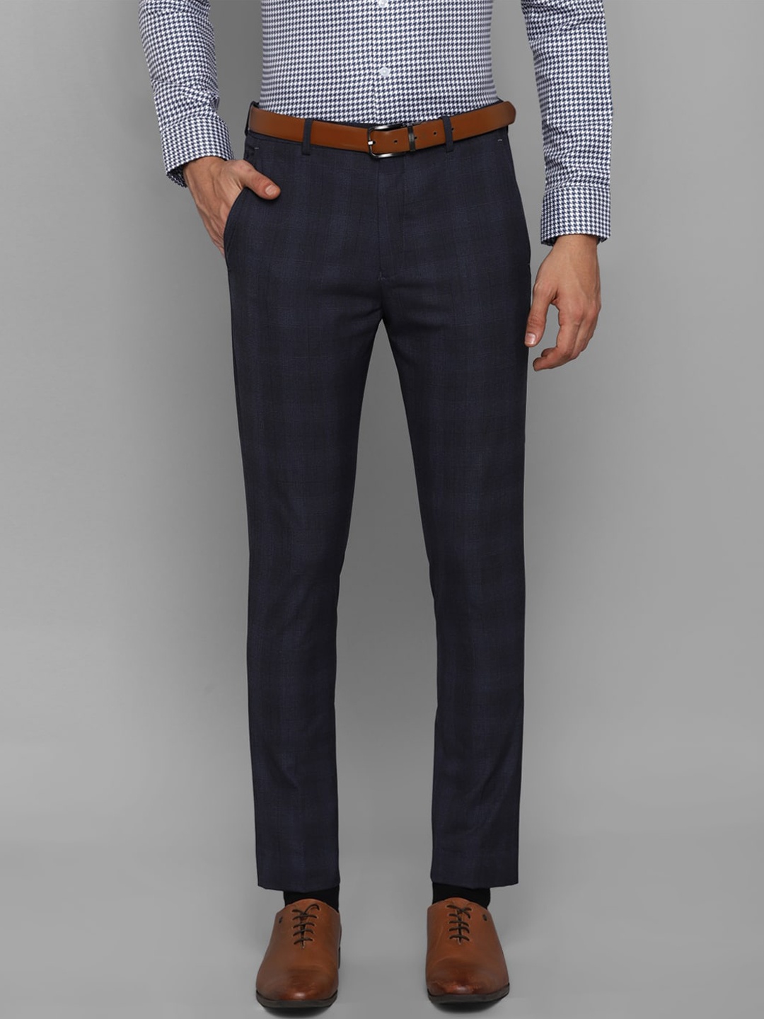 

Louis Philippe Men Navy Blue Checked Trousers