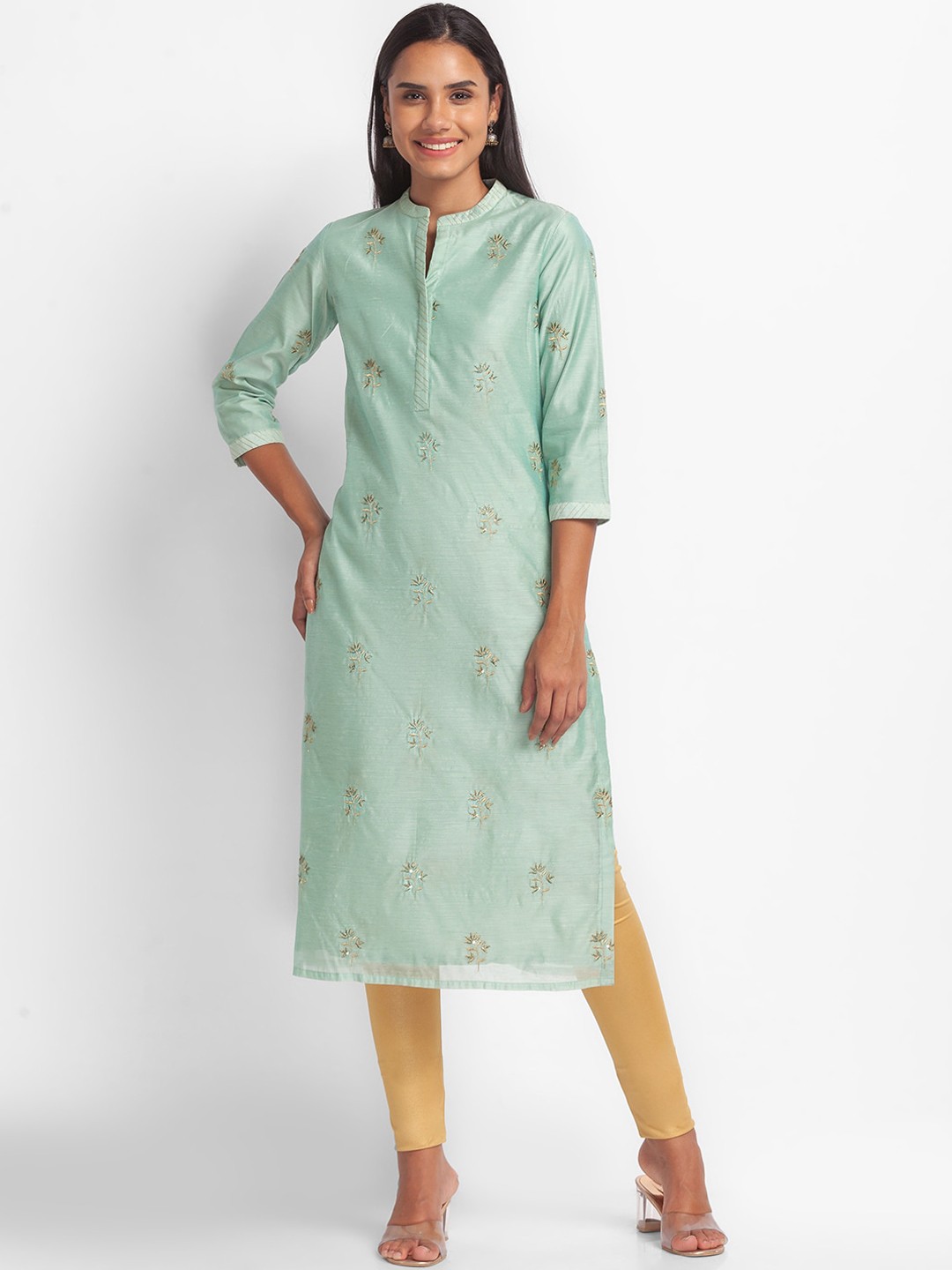 

Globus Women Green Ethnic Motifs Embroidered Kurta
