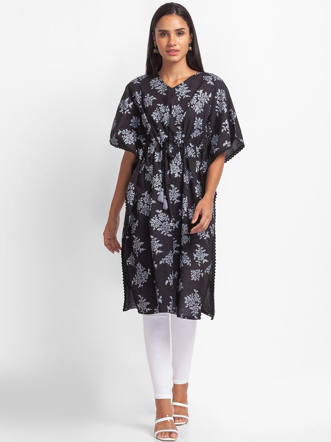 

Globus Women Black Floral Printed Flared Sleeves Kurta