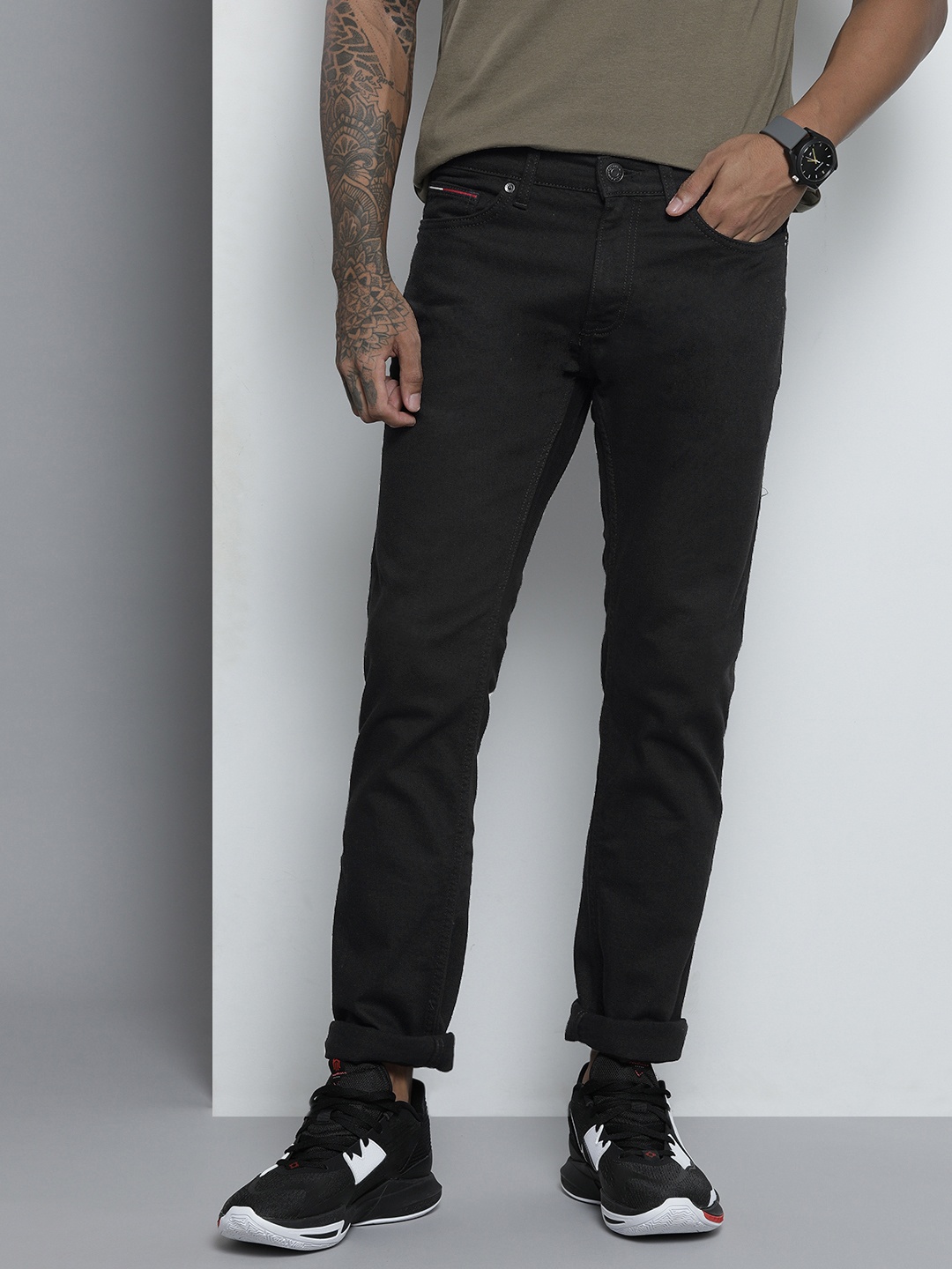 

Tommy Hilfiger Men Black Scanton Slim Fit Stretchable Jeans