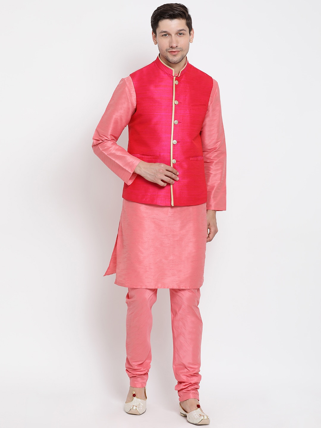 

VASTRAMAY Men Pink Kurta with Churidar