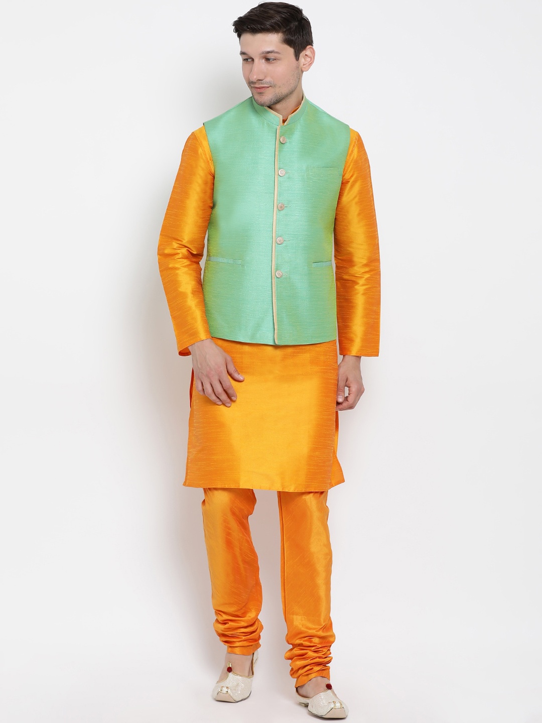 

VASTRAMAY Men Orange Layered Kurta with Churidar