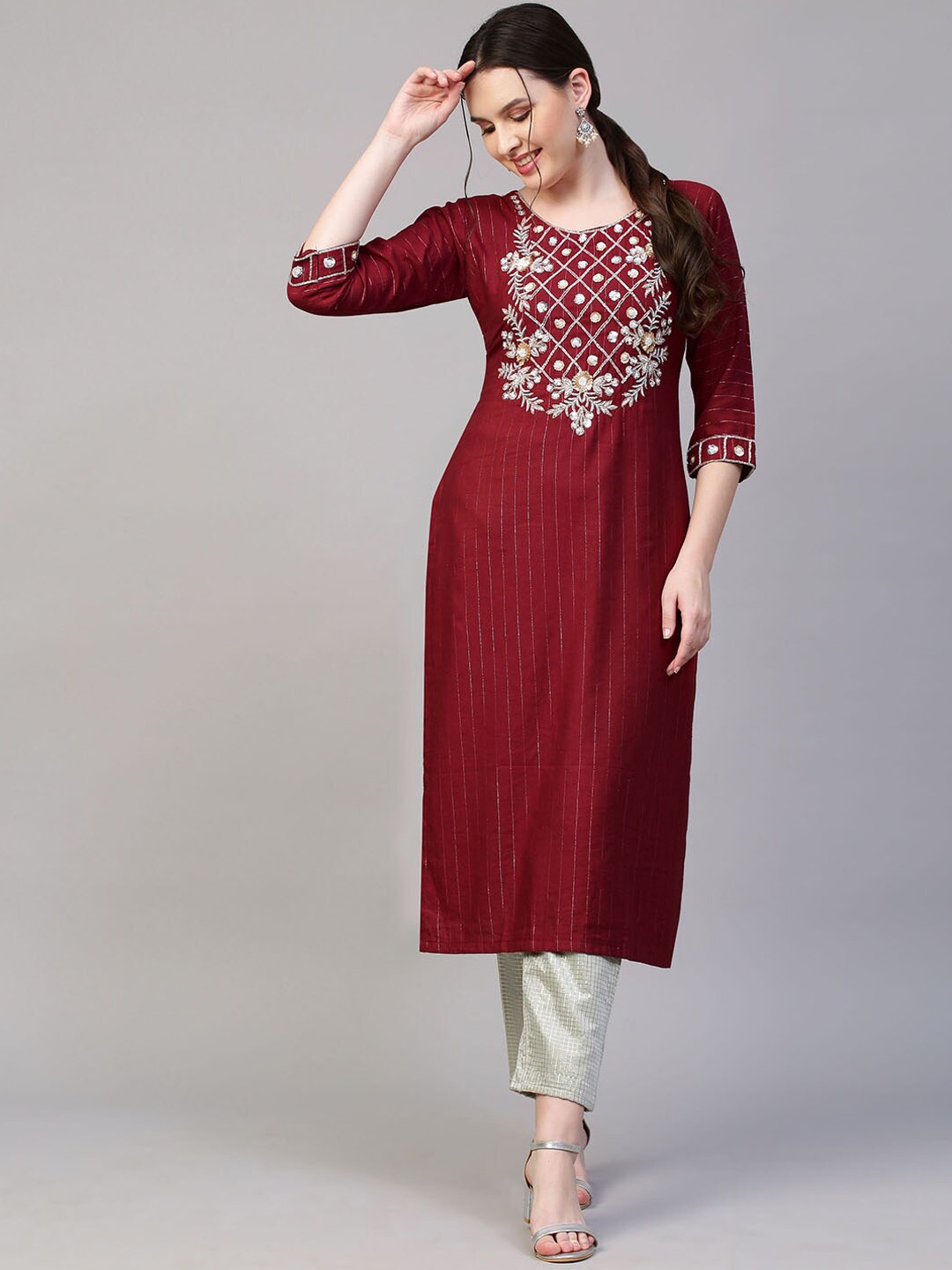 

FASHOR Women Maroon Thread Work Kurta