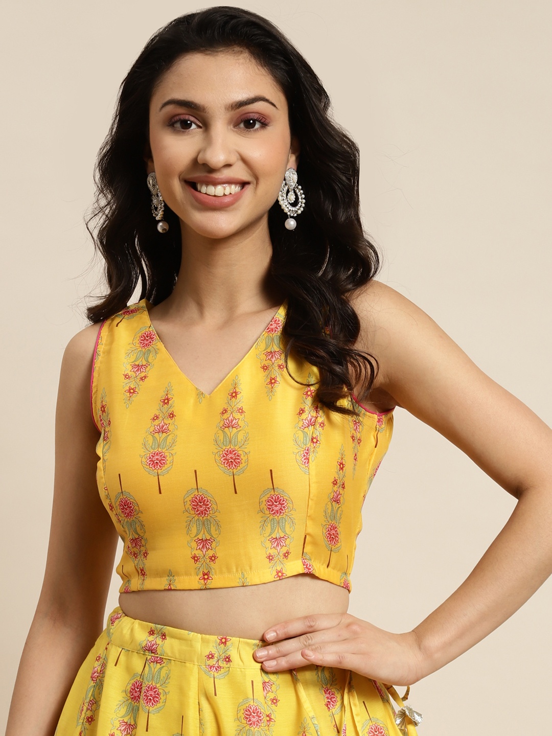 

Shae by SASSAFRAS Women Yellow & Pink Floral Print Crop Top