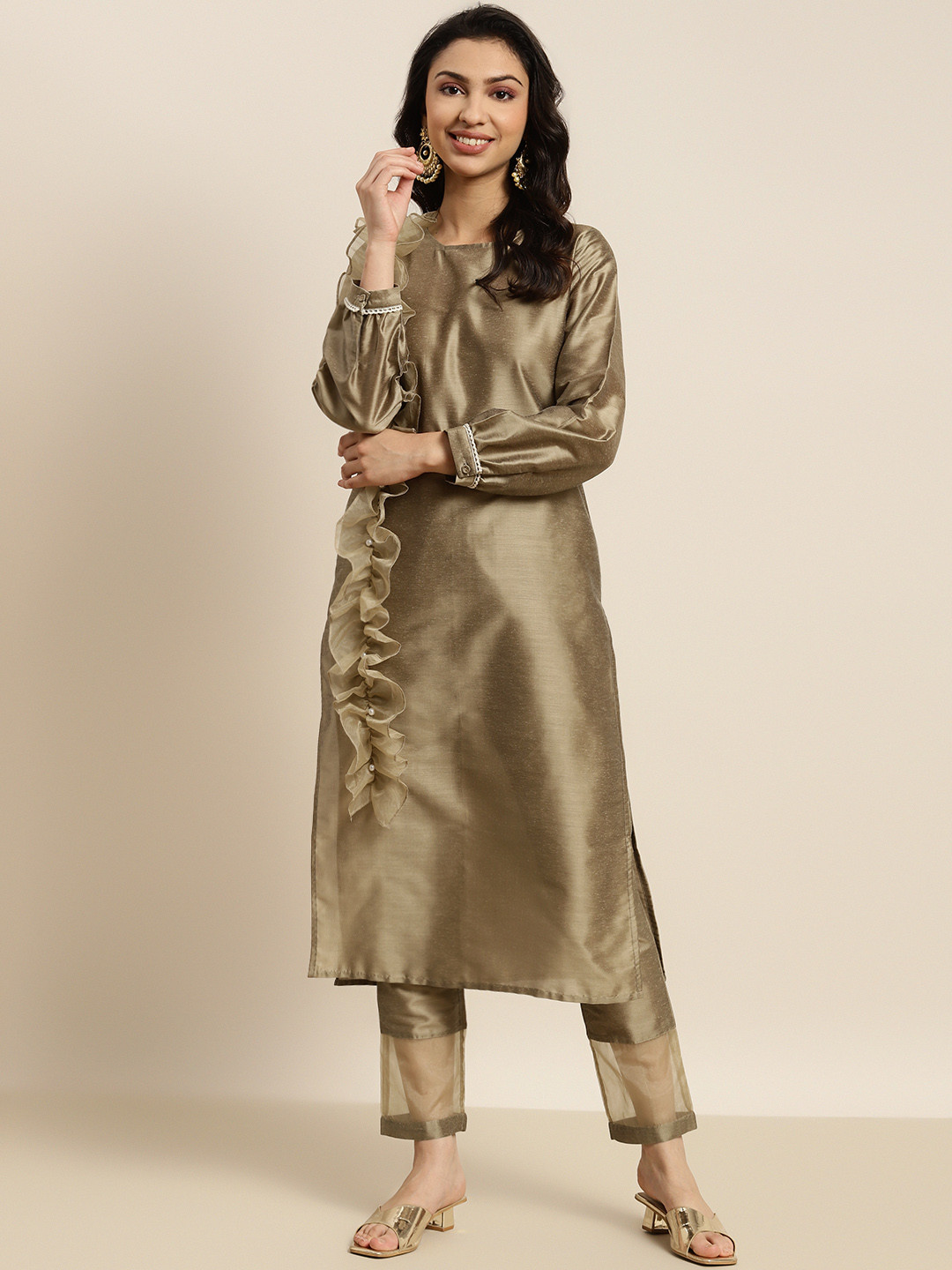 

Shae by SASSAFRAS Women Taupe Solid Ruffle Detail Kurta