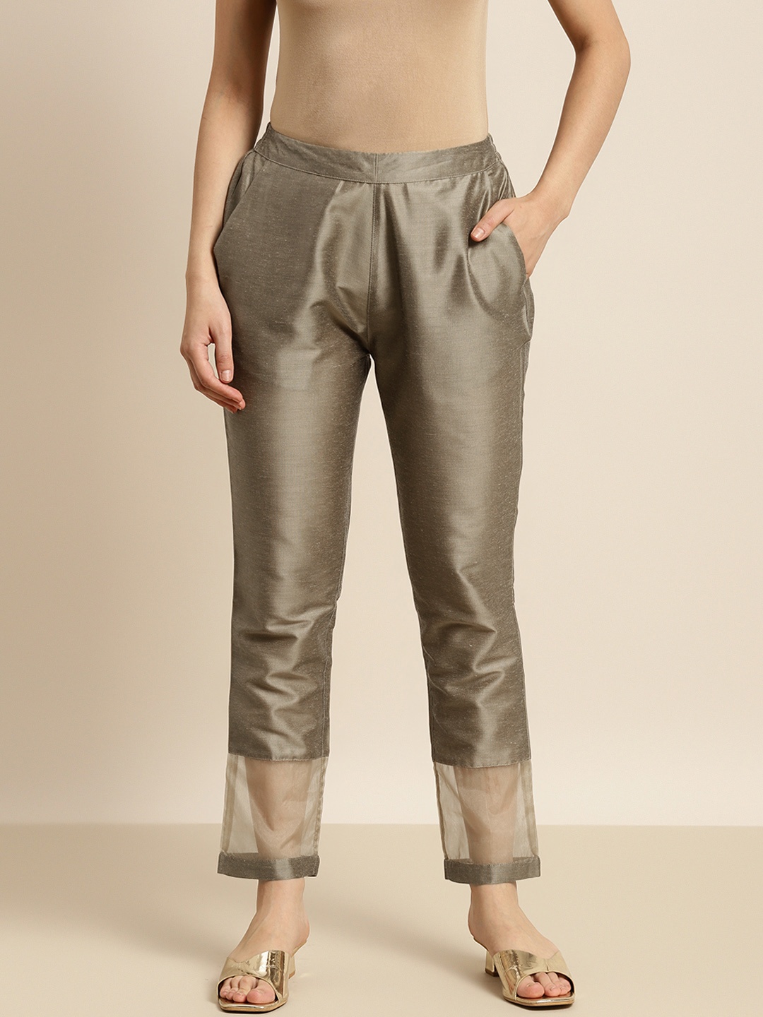 

Shae by SASSAFRAS Women Grey Pencil Tapered Fit Trousers