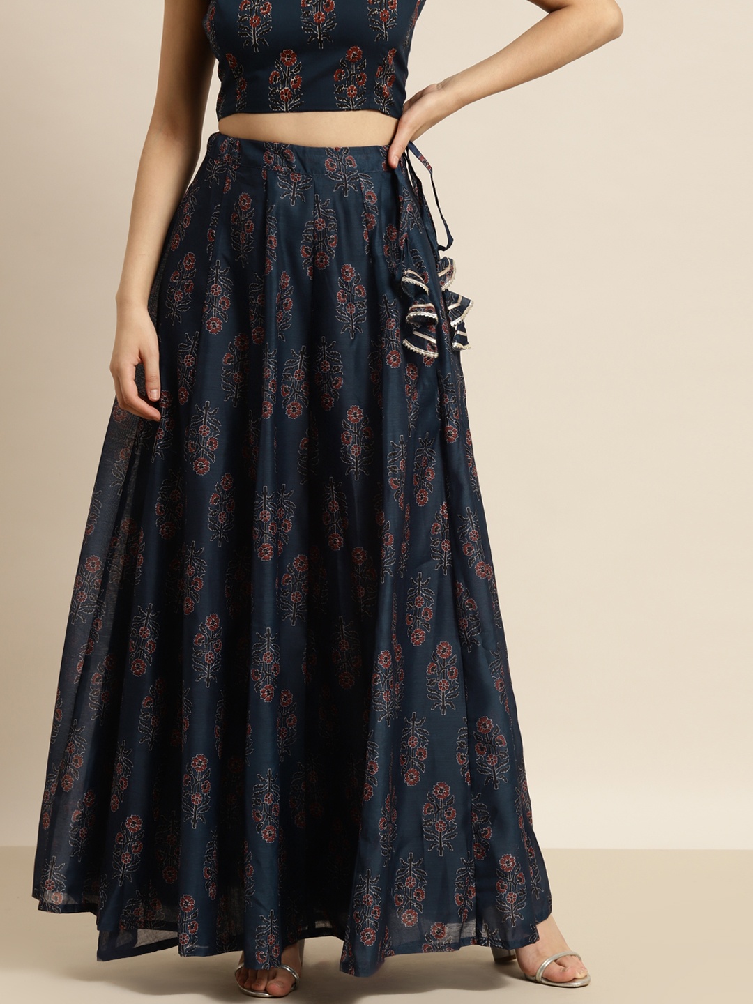 

Shae by SASSAFRAS Women Navy Blue & Maroon Ethnic Motifs Printed Flared Maxi Skirt