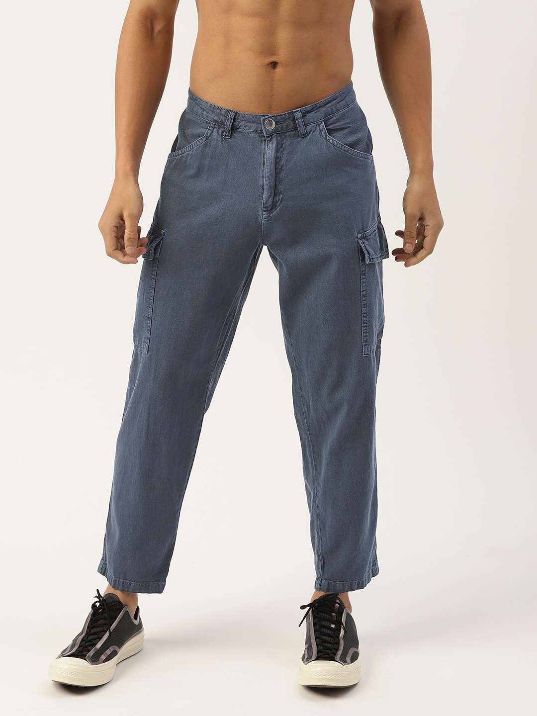 

Kook N Keech Men Navy Blue Solid Cotton Cropped Cargos