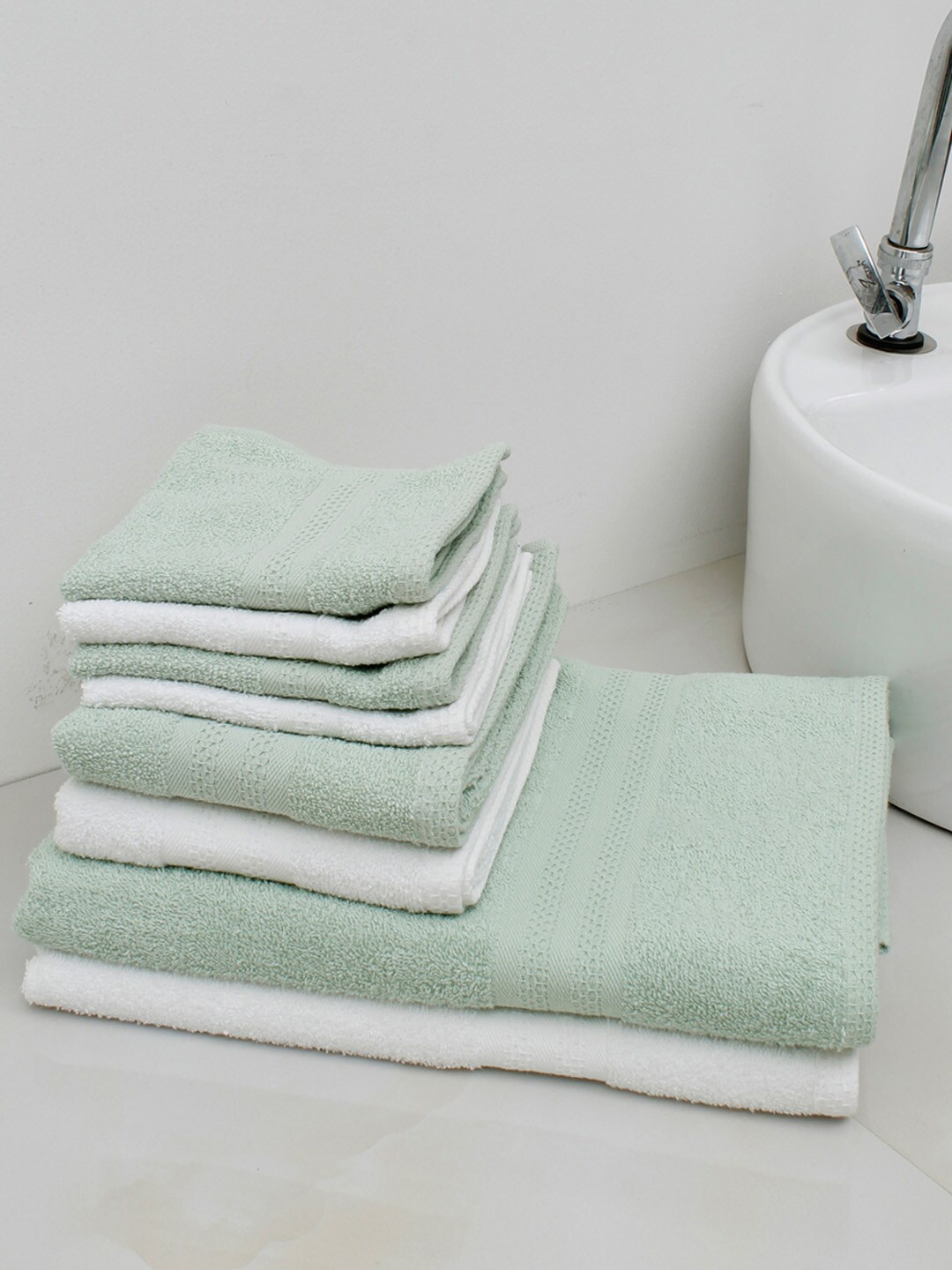 

AVI Living Set Of 8 White & Green Solid 400 GSM Cotton Towel Set