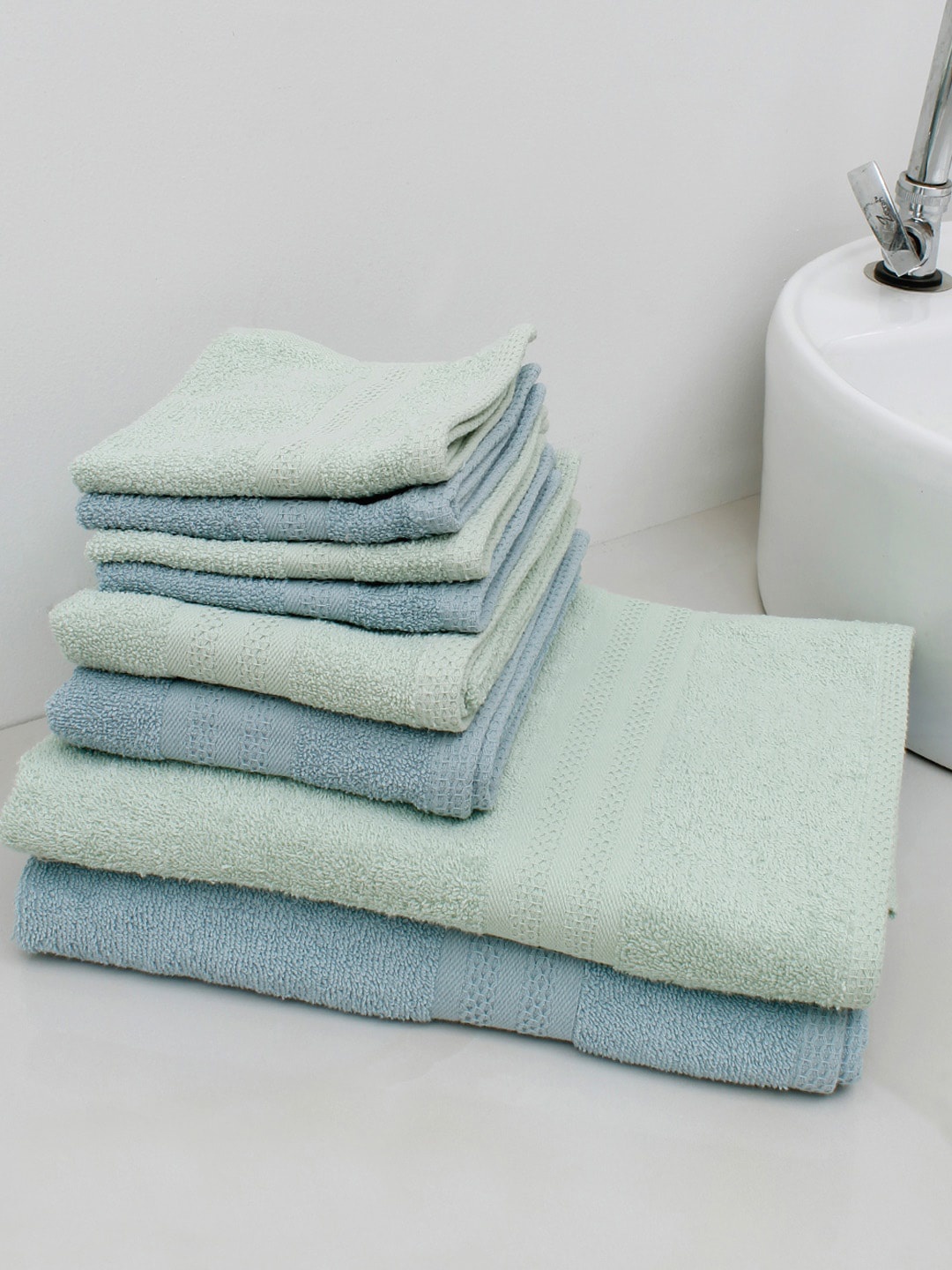 

AVI Living Set of 8 Green & Blue Solid 400 GSM Cotton Towel Set
