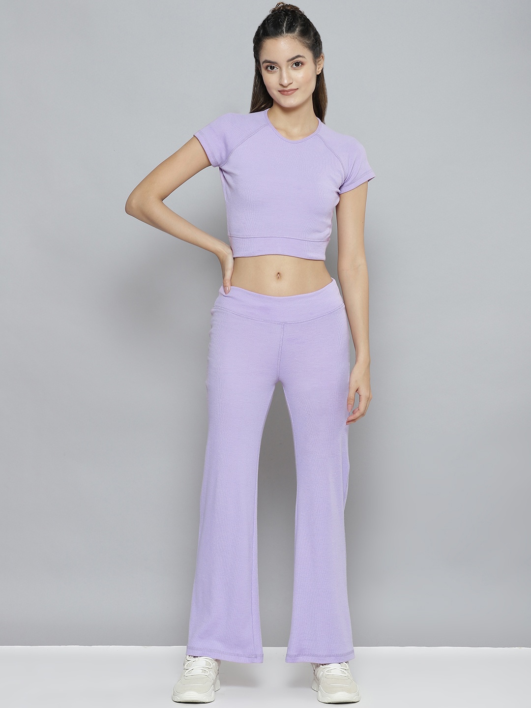

SASSAFRAS Women Lavender Solid Crop Top & Trousers Co-Ords