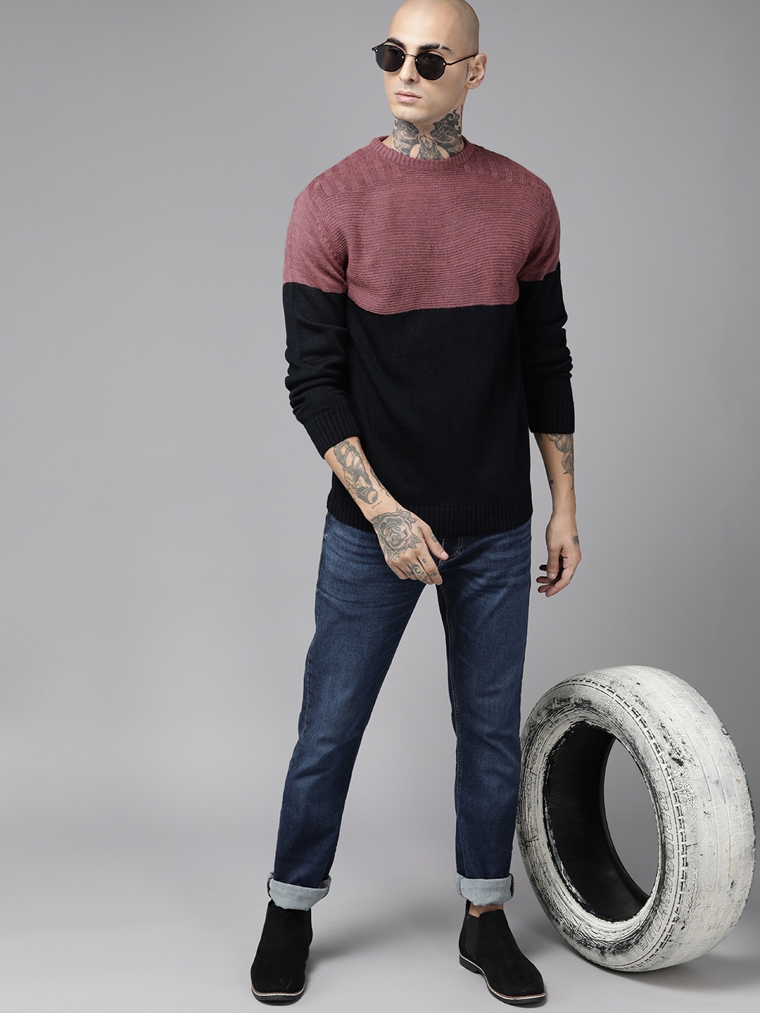 

The Roadster Lifestyle Co. Men Navy Blue & Mauve Colourblocked Pullover