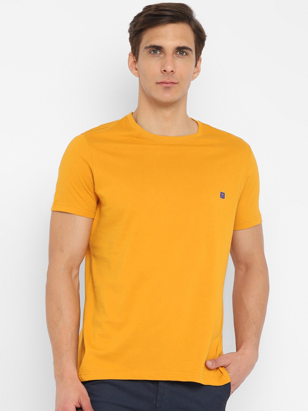 

Turtle Men Yellow Pure Cotton Slim Fit T-shirt