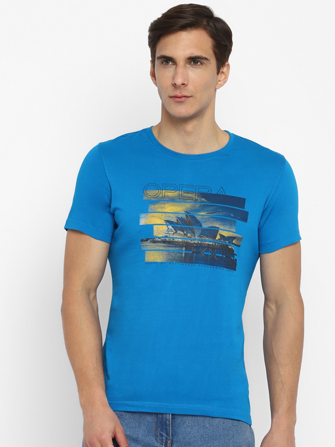 

Turtle Men Blue Printed Pure Cotton Applique Slim Fit T-shirt