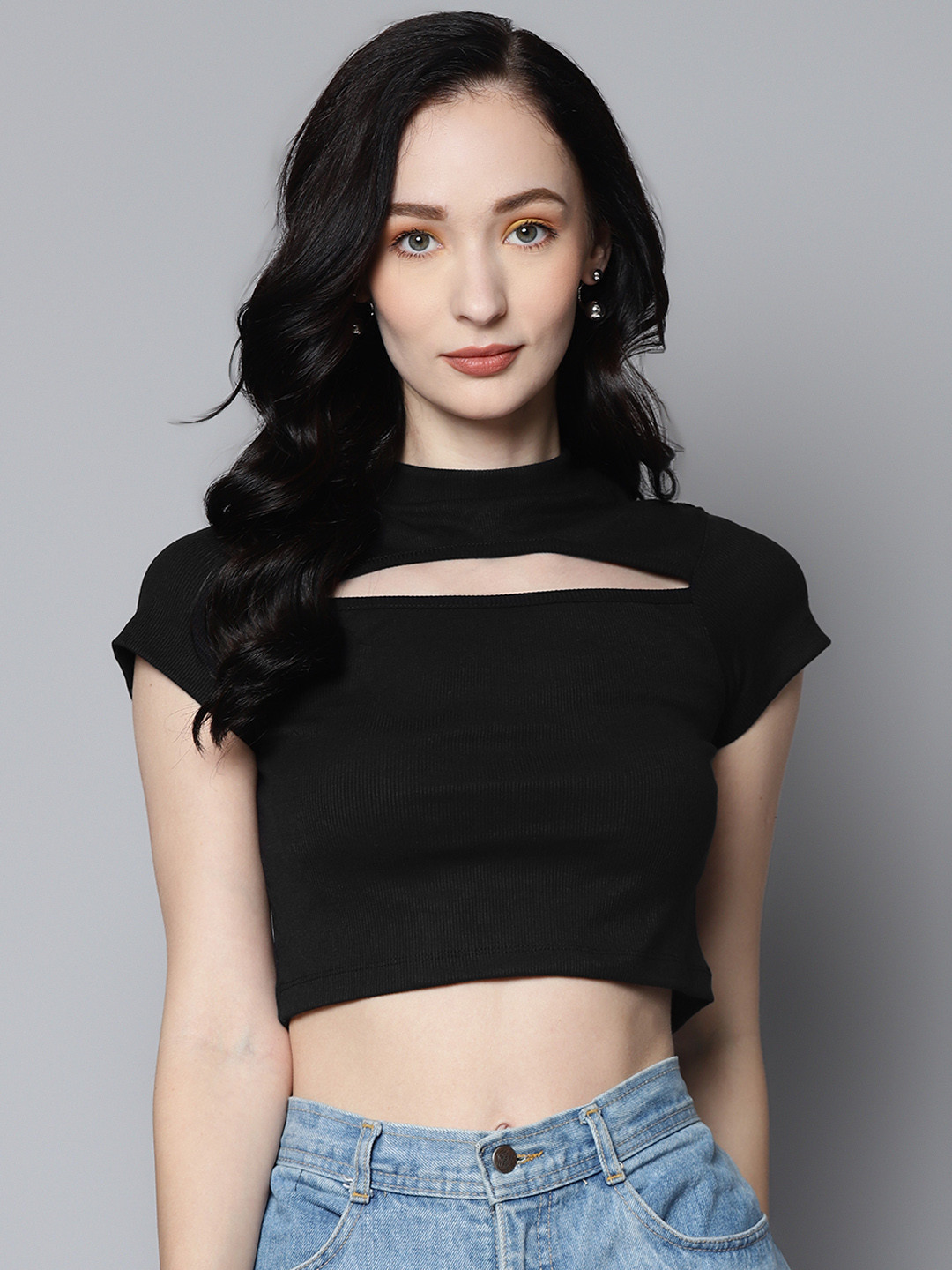 

SASSAFRAS Black Moon Cut Out Crop Top