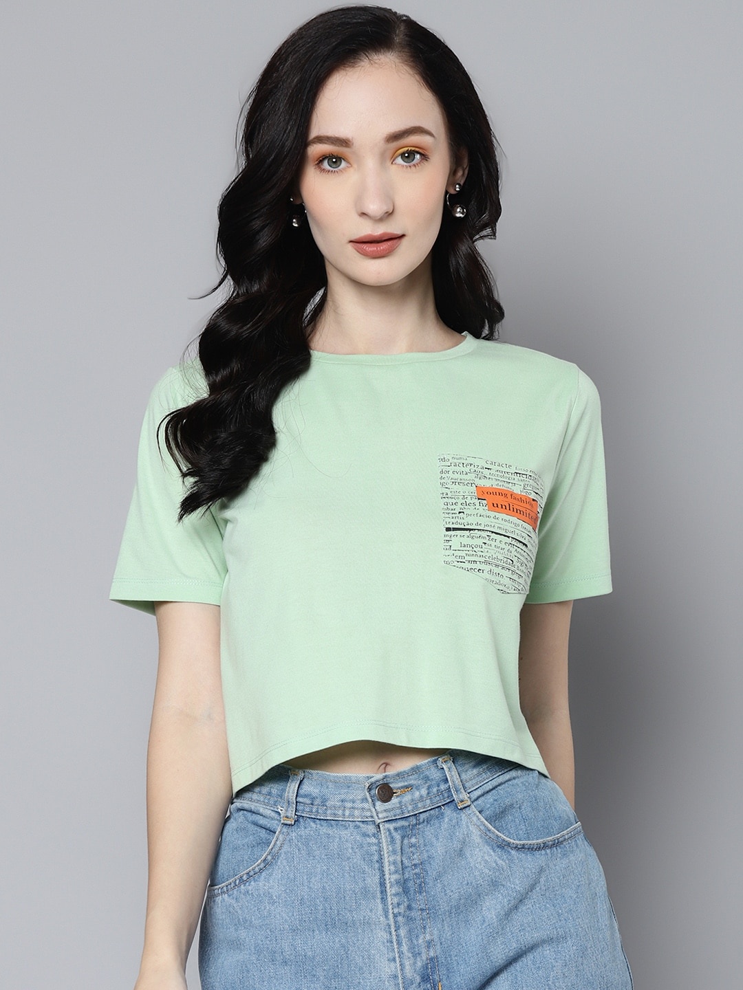 

SASSAFRAS Women Green Typography Printed Pure Cotton T-shirt