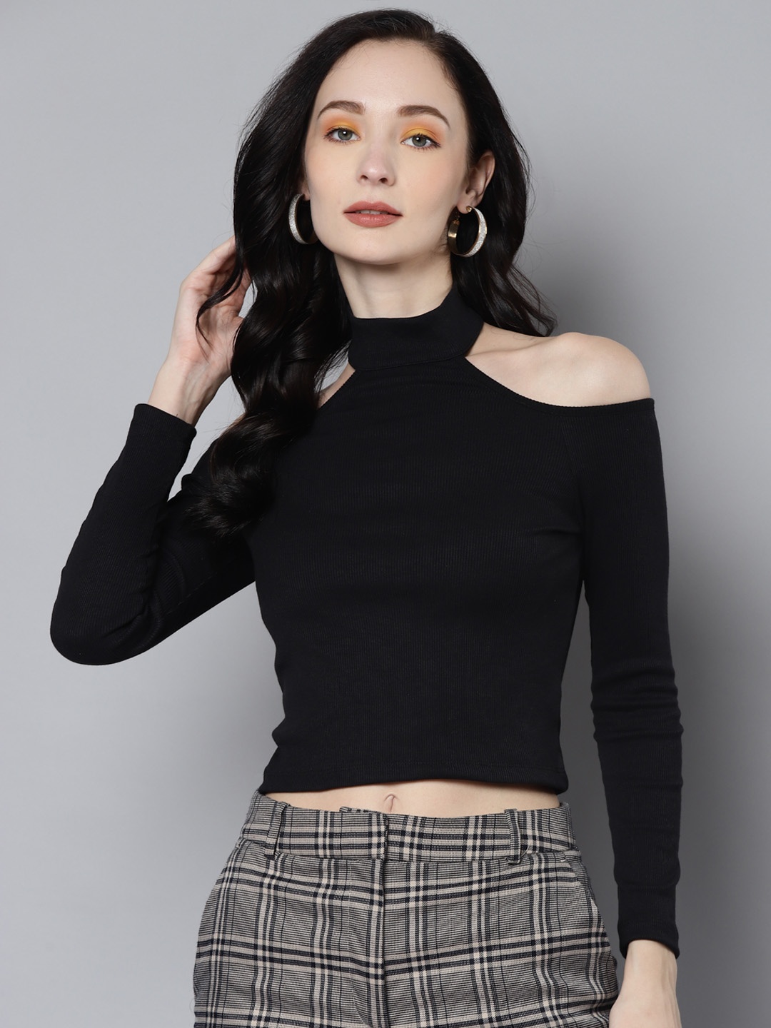 

SASSAFRAS Black Solid Top