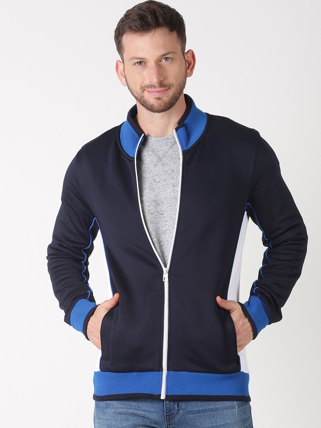 

UrGear Men Blue Sweatshirt