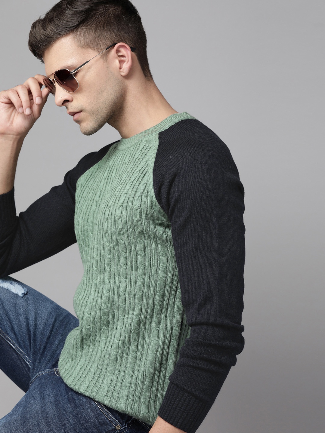 

Roadster Men Green & Navy Blue Cable Knit Raglan Sleeves Pullover